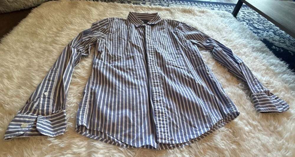 Abercrombie & Fitch Blue and White Striped Button-Up Long Sleeve Shirt
